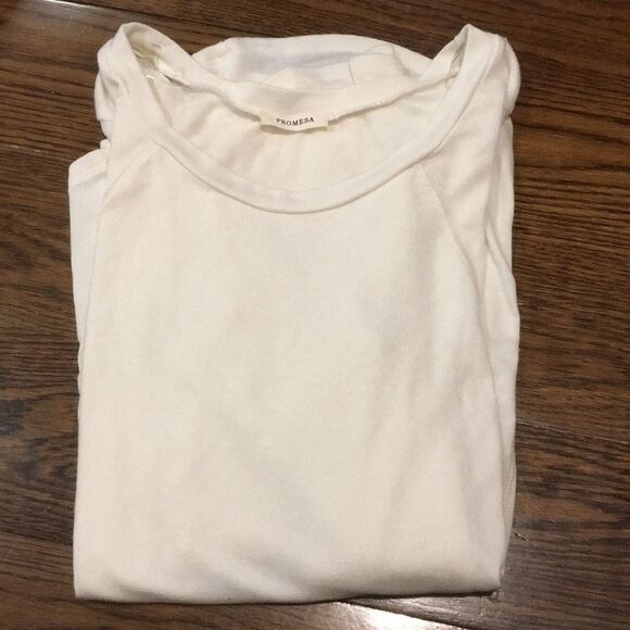 Women’s 3/4 Sleeve Flat Knit Sidetail Shark Bite Tunic - Picture 8 of 8